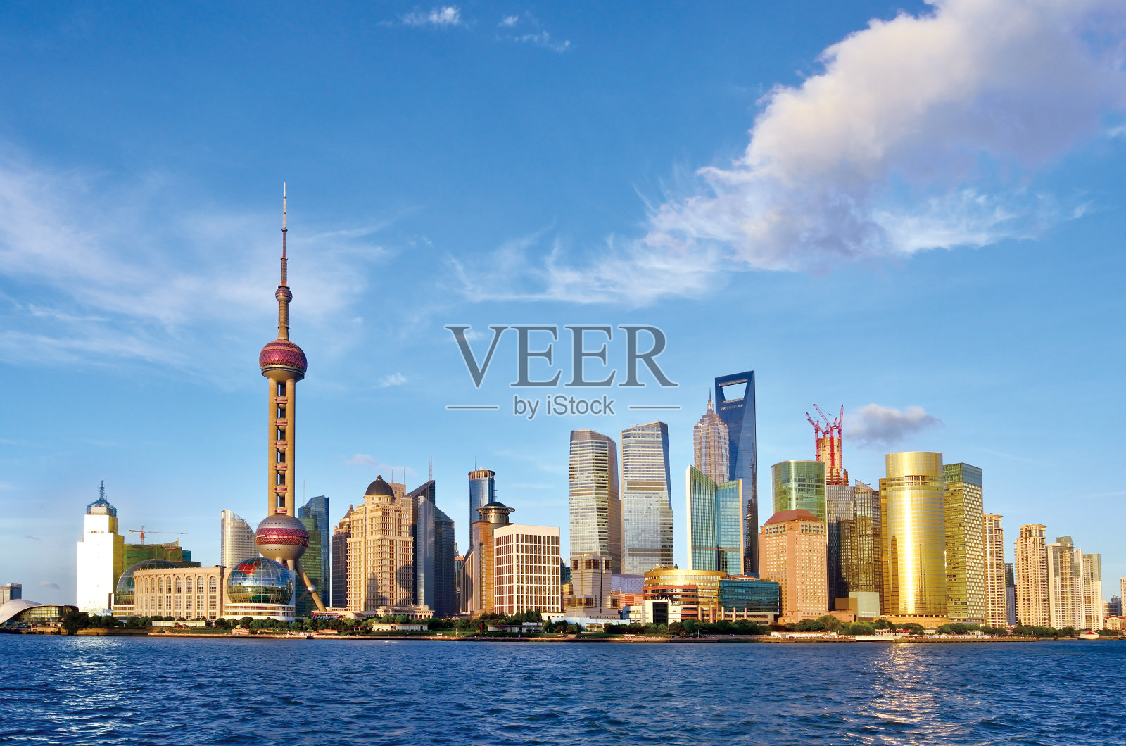 上海的天际线照片摄影图片