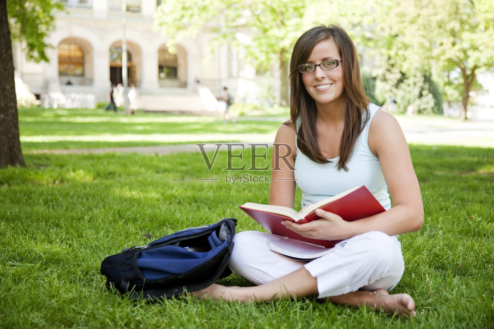 学生学习外照片摄影图片