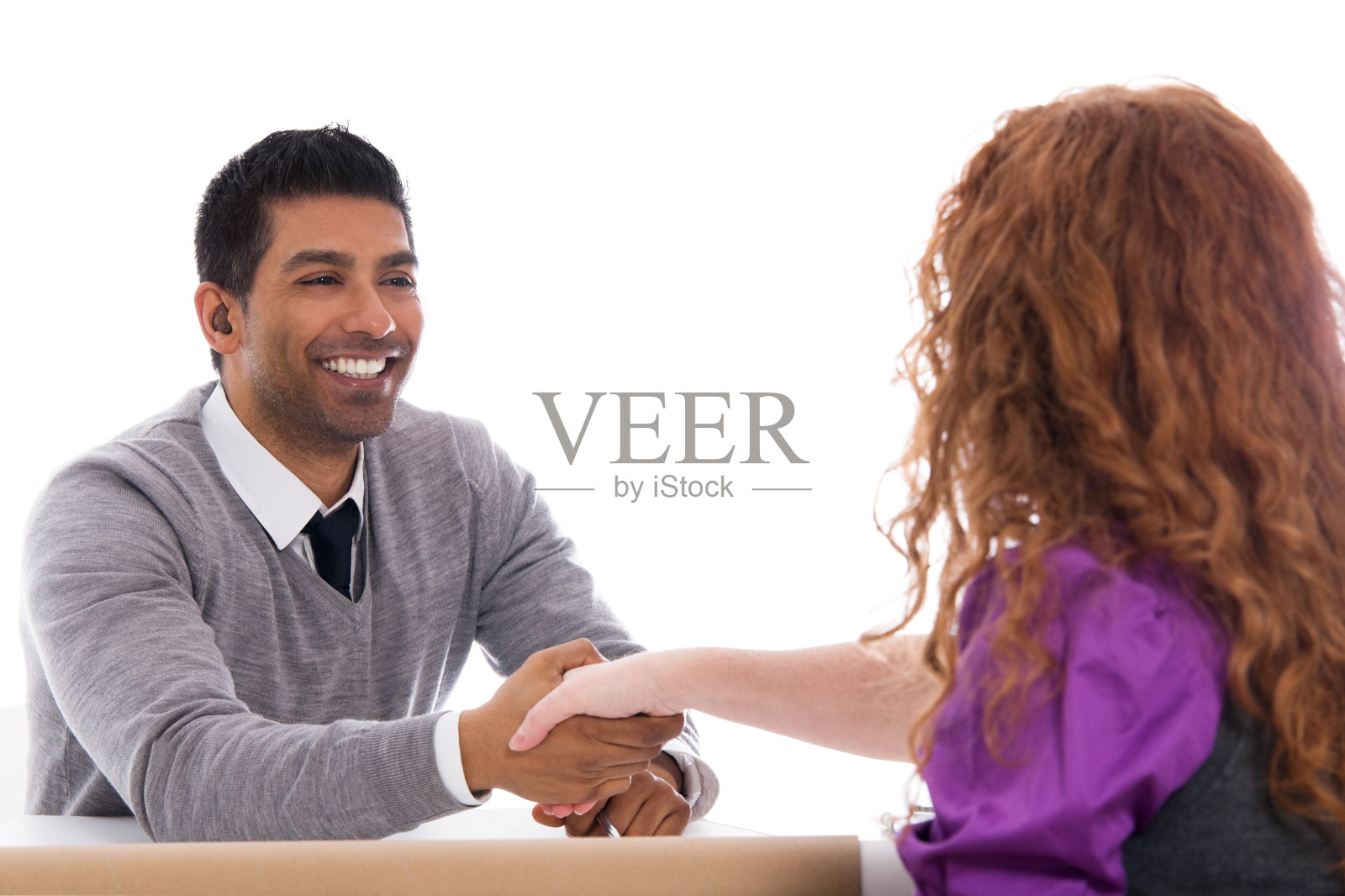 男人,女人一起工作-握手照片摄影图片