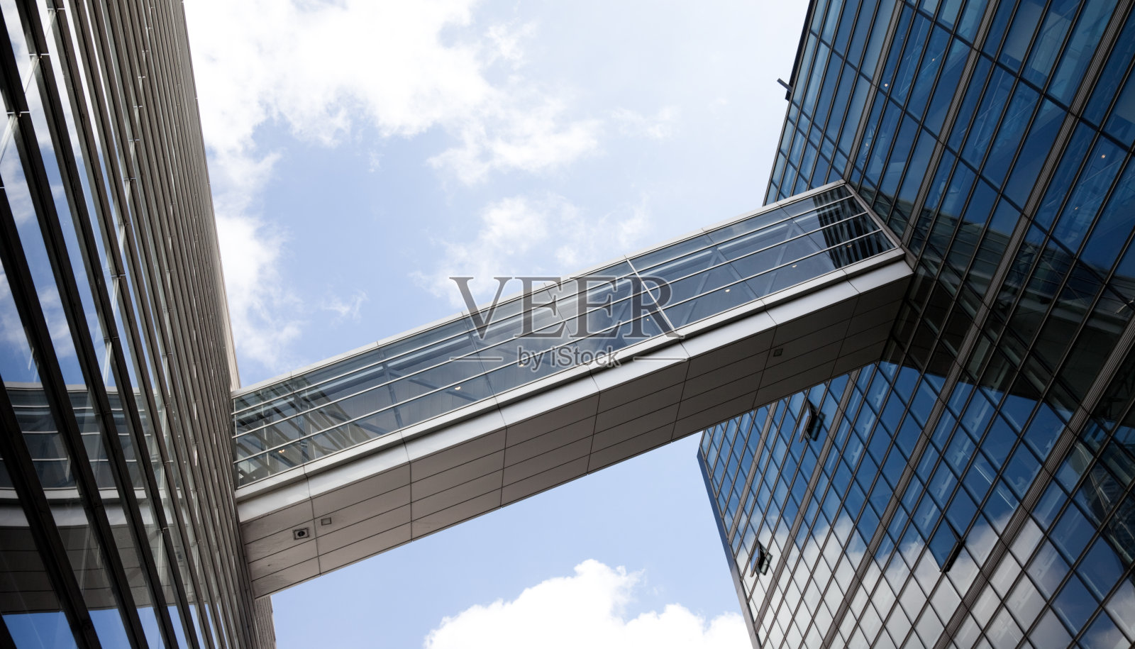 连接办公大楼照片摄影图片