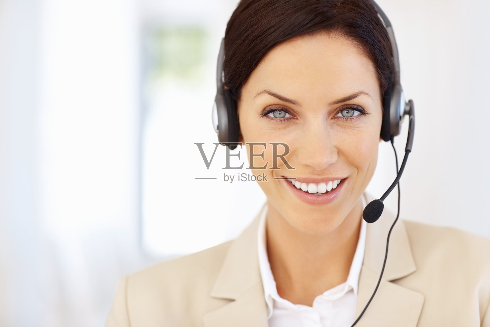 可爱的客服代表照片摄影图片