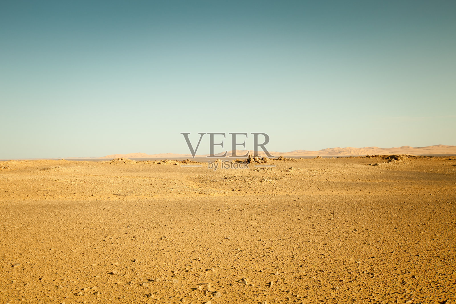 利比亚撒哈拉的沙漠景观照片摄影图片