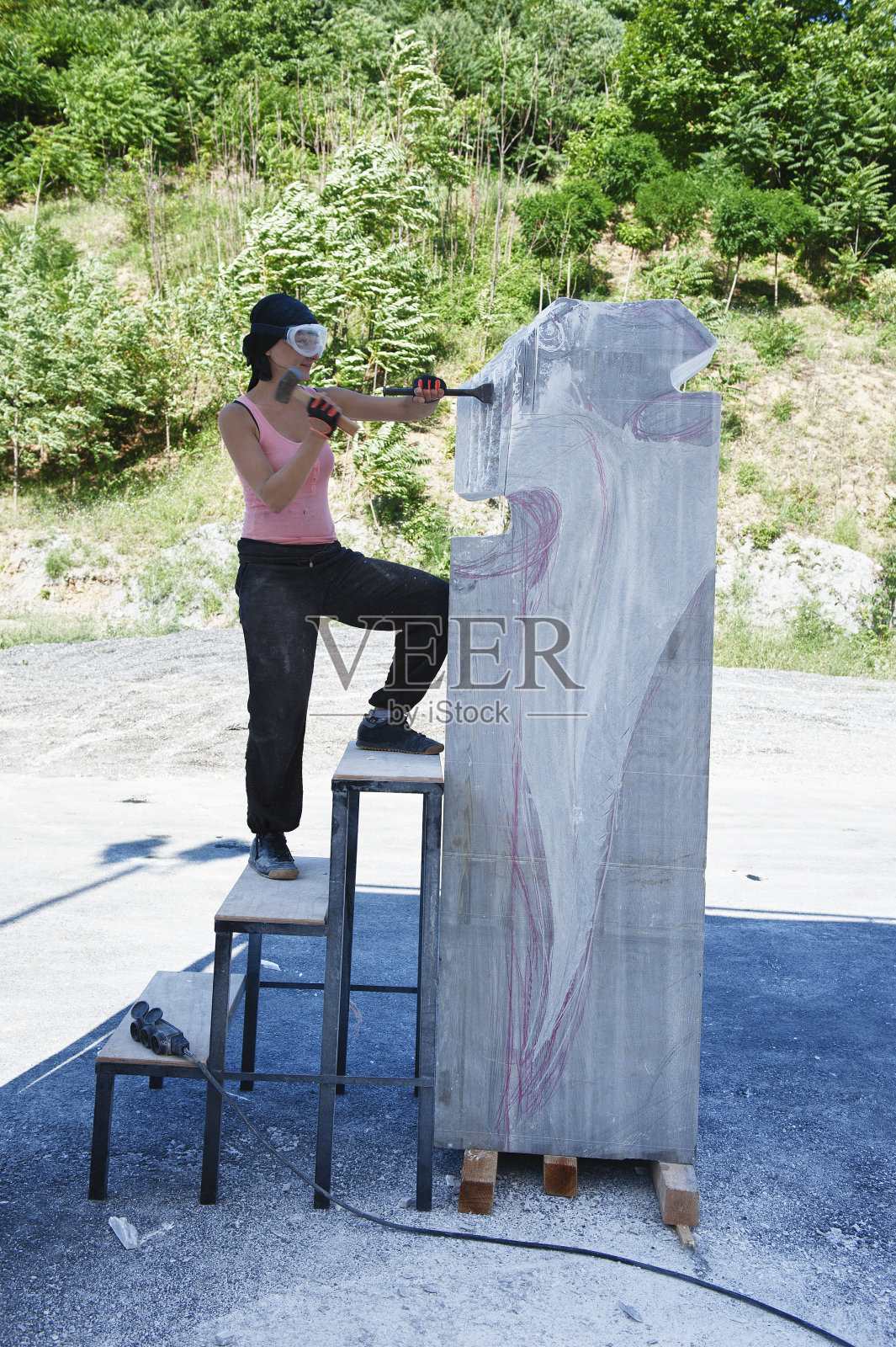 雕刻家照片摄影图片