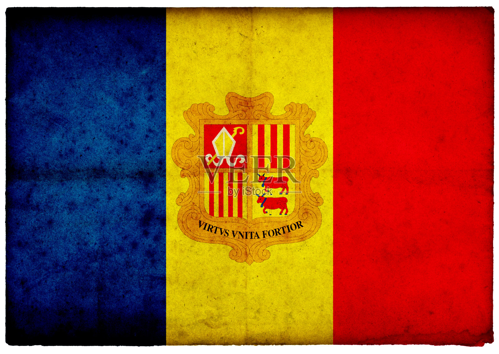 粗糙的旧明信片上印着蹩脚的安道尔旗照片摄影图片