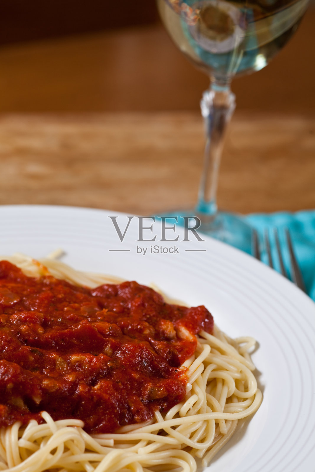 意大利面条晚餐照片摄影图片