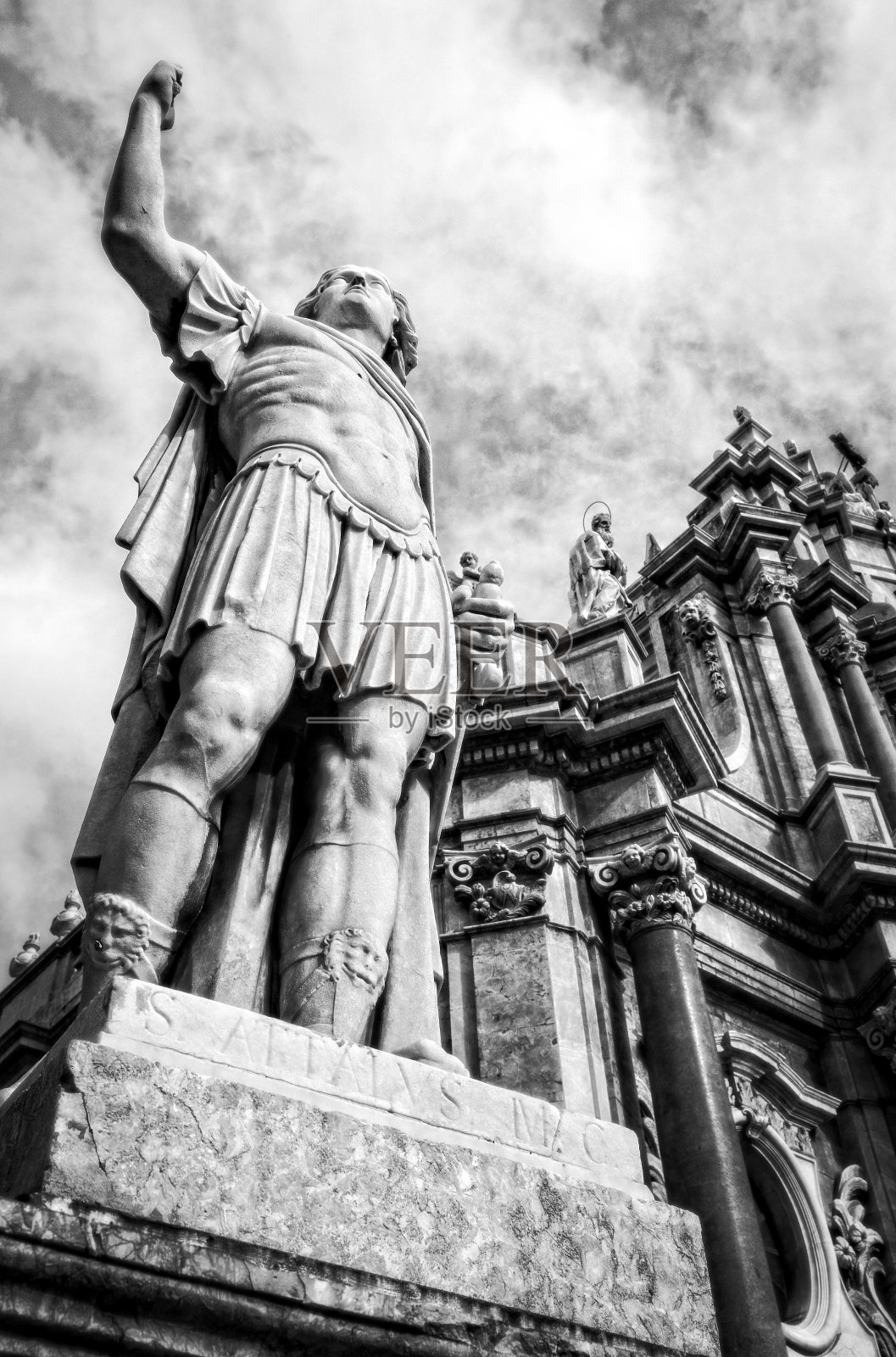 意大利西西里岛的卡塔尼亚大教堂照片摄影图片