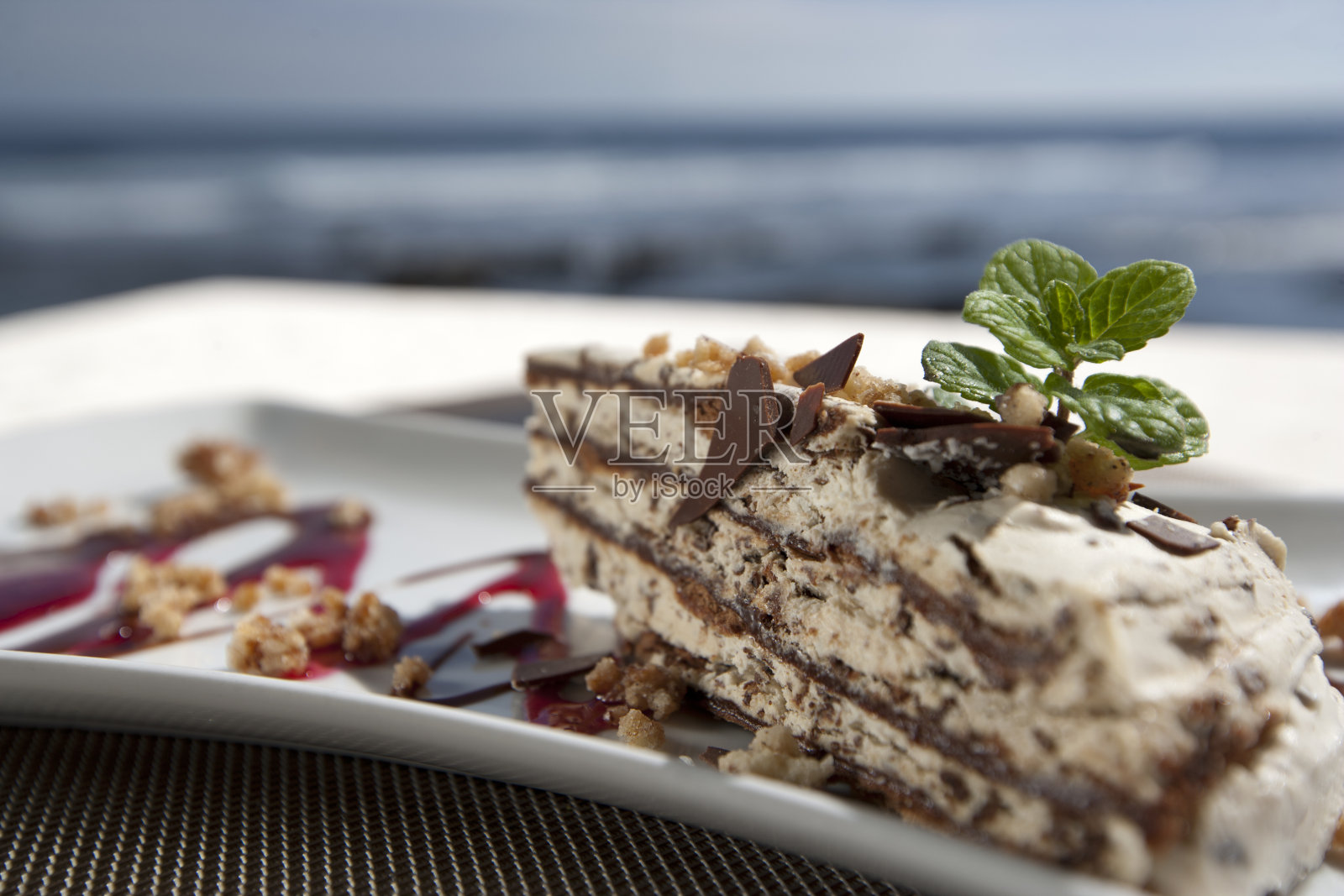 海滩上的甜点照片摄影图片