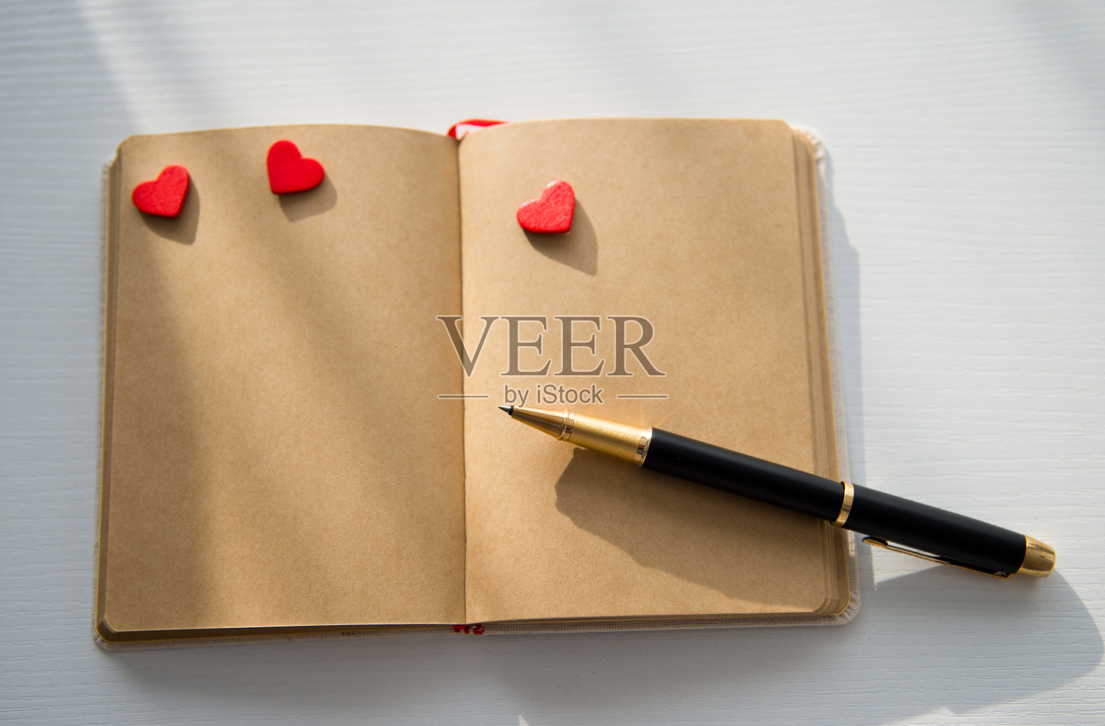 爱的日记照片摄影图片