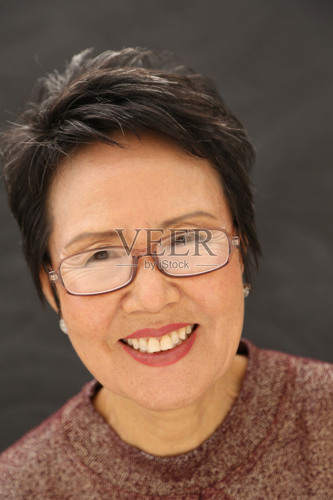 一位美国年长教师的肖像照片摄影图片