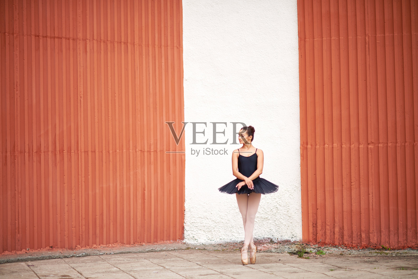 享受跳舞照片摄影图片