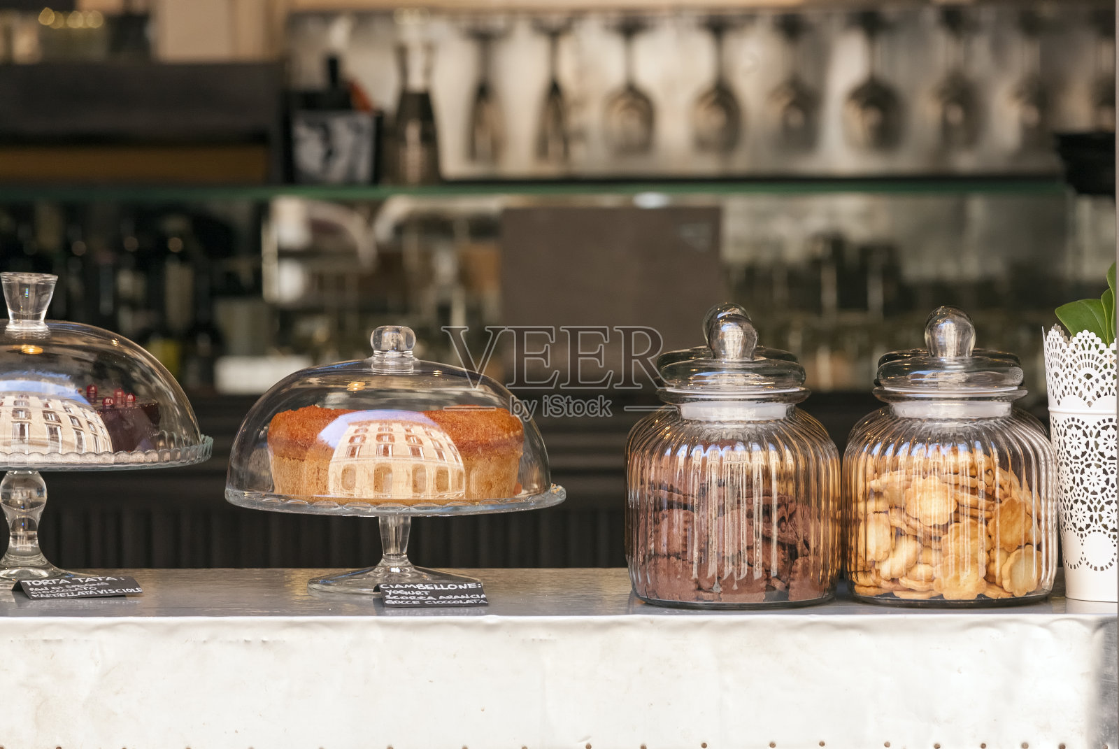 蛋糕和饼干照片摄影图片