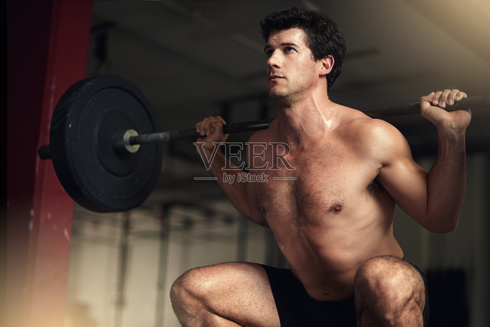 拥抱燃烧照片摄影图片