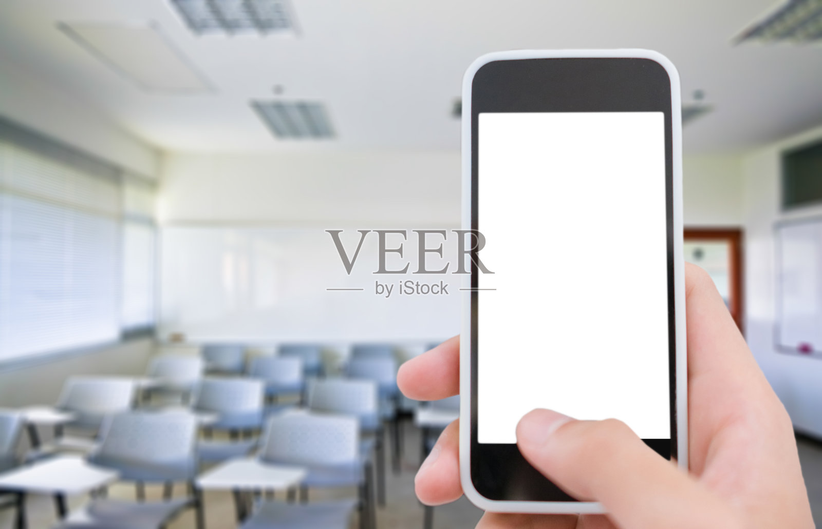 空办公室里的智能手机照片摄影图片