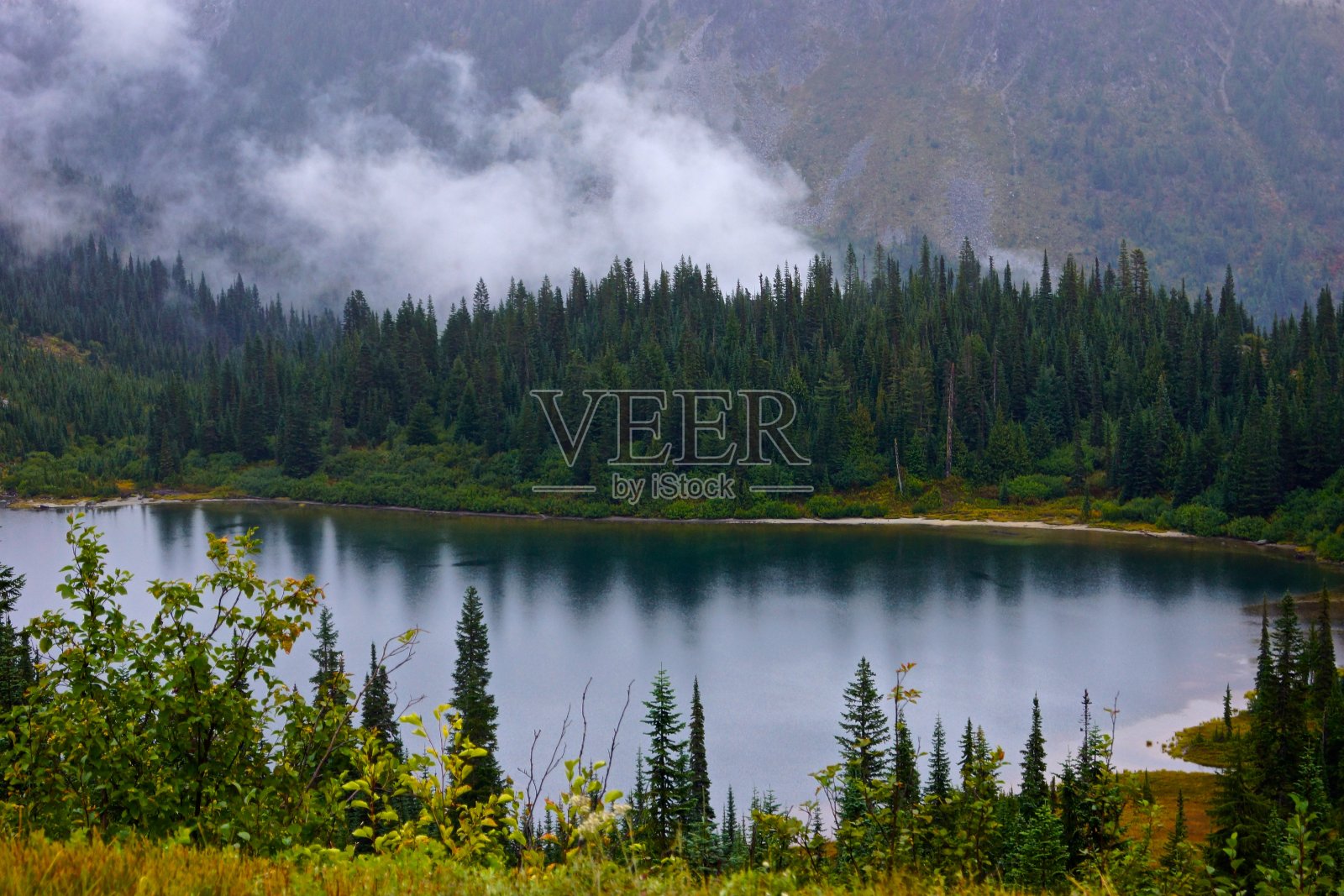 路易斯湖照片摄影图片