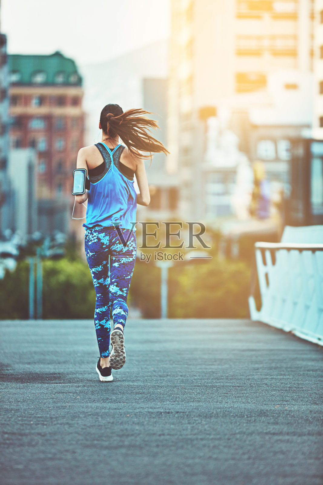 把训练当成比赛照片摄影图片