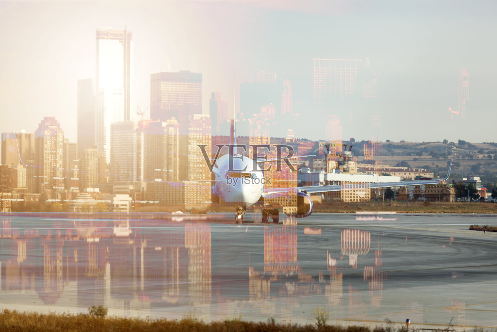 飞机在纽约机场有多重曝光照片摄影图片