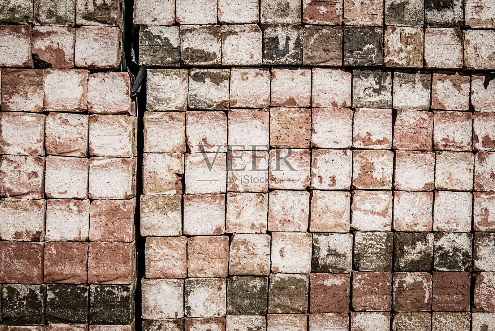 旧乡村风化手工瓷砖堆叠粘结模式XXXL照片摄影图片