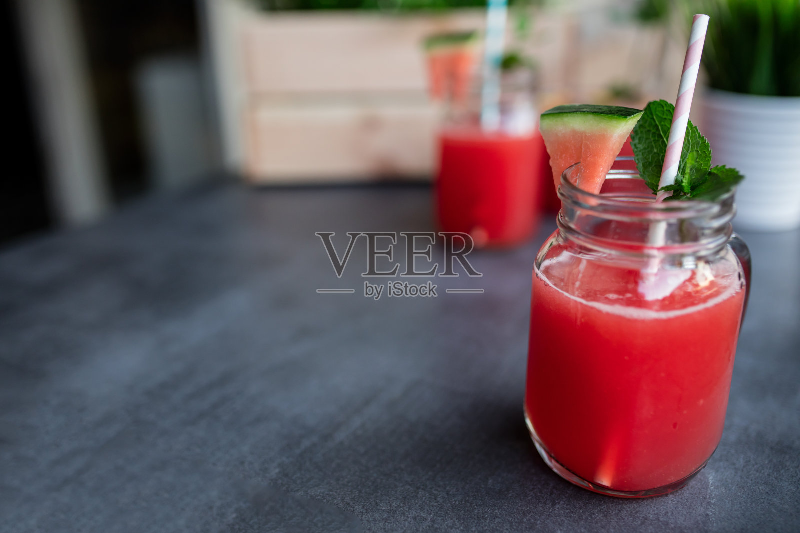 西瓜冰沙的特写照片摄影图片