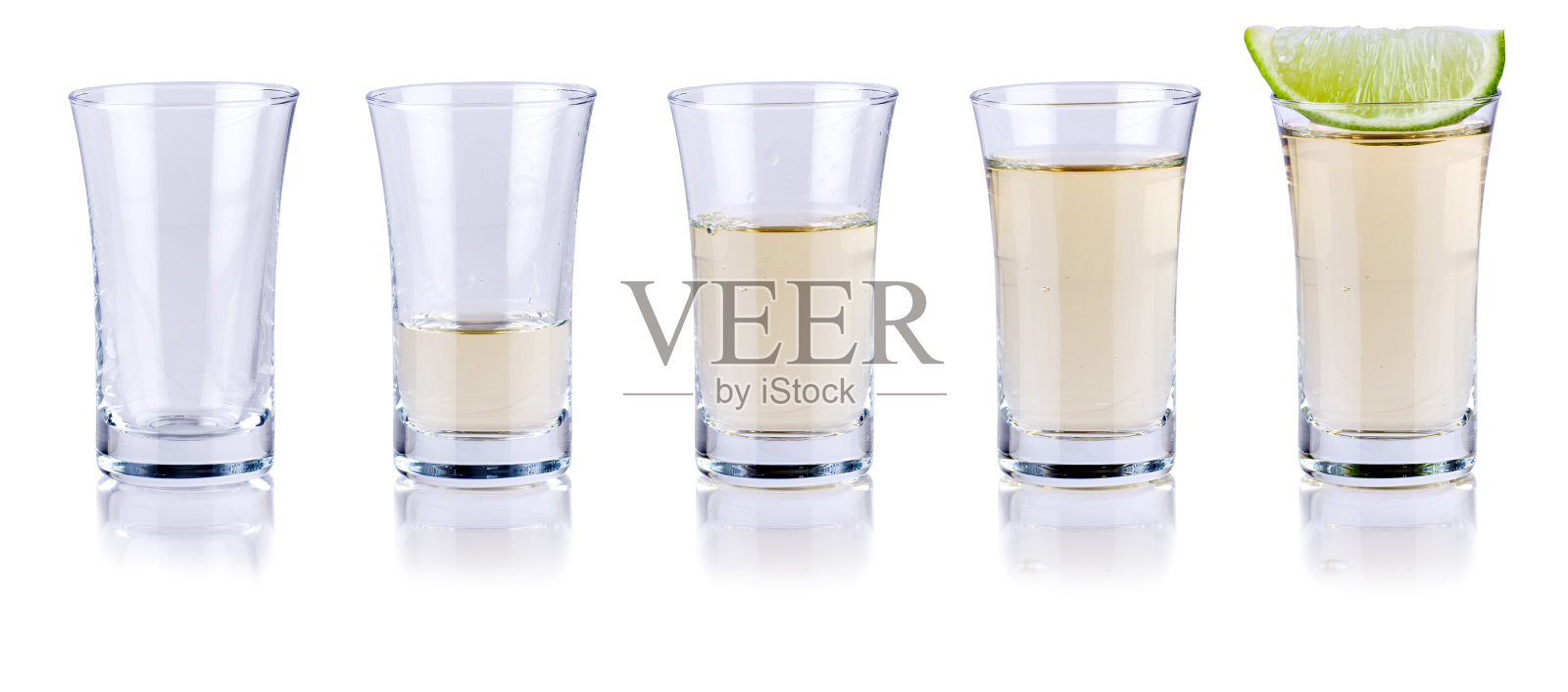 龙舌兰酒填满照片摄影图片