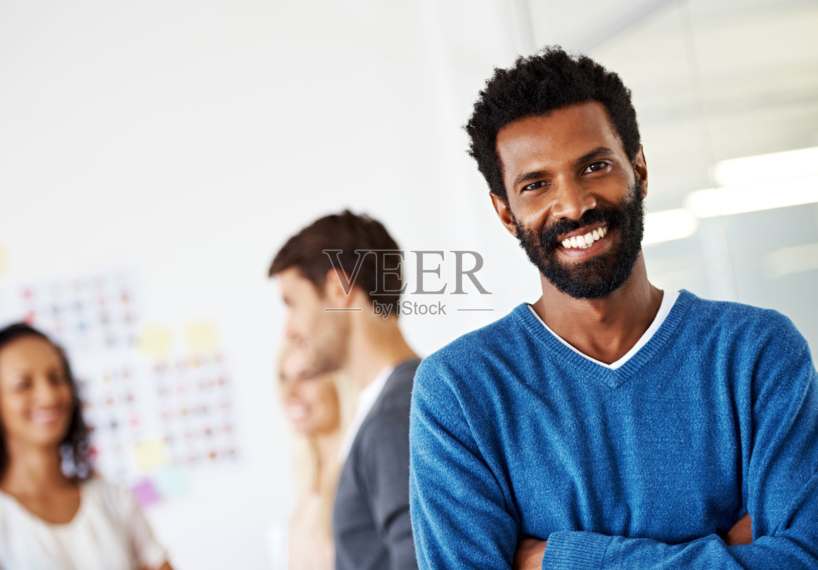 他的想法引领了潮流照片摄影图片