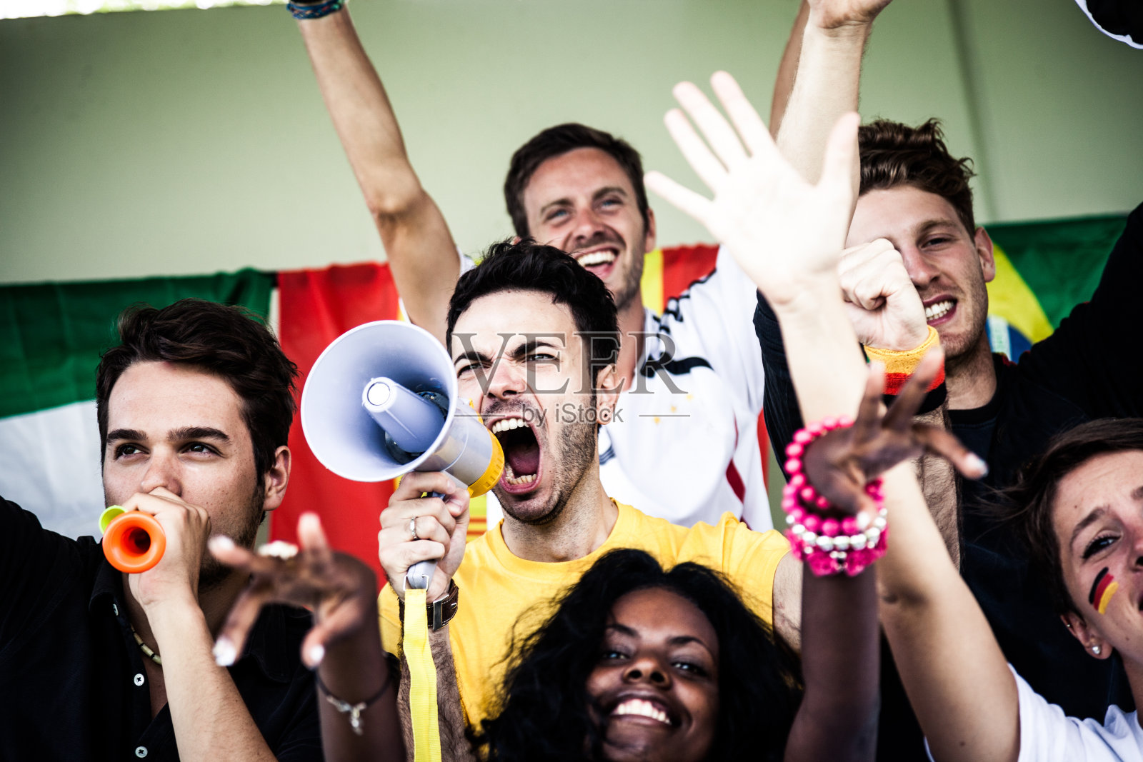 德国球迷在体育场照片摄影图片