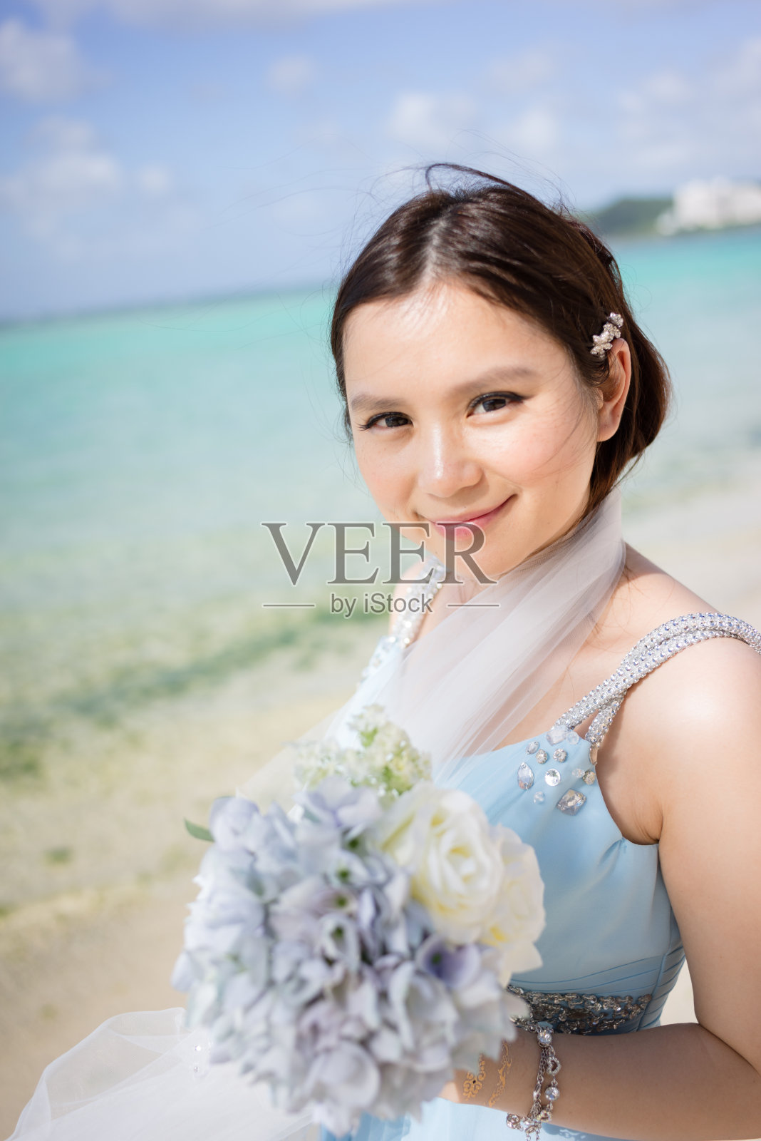 亚洲女人肖像在海滩照片摄影图片