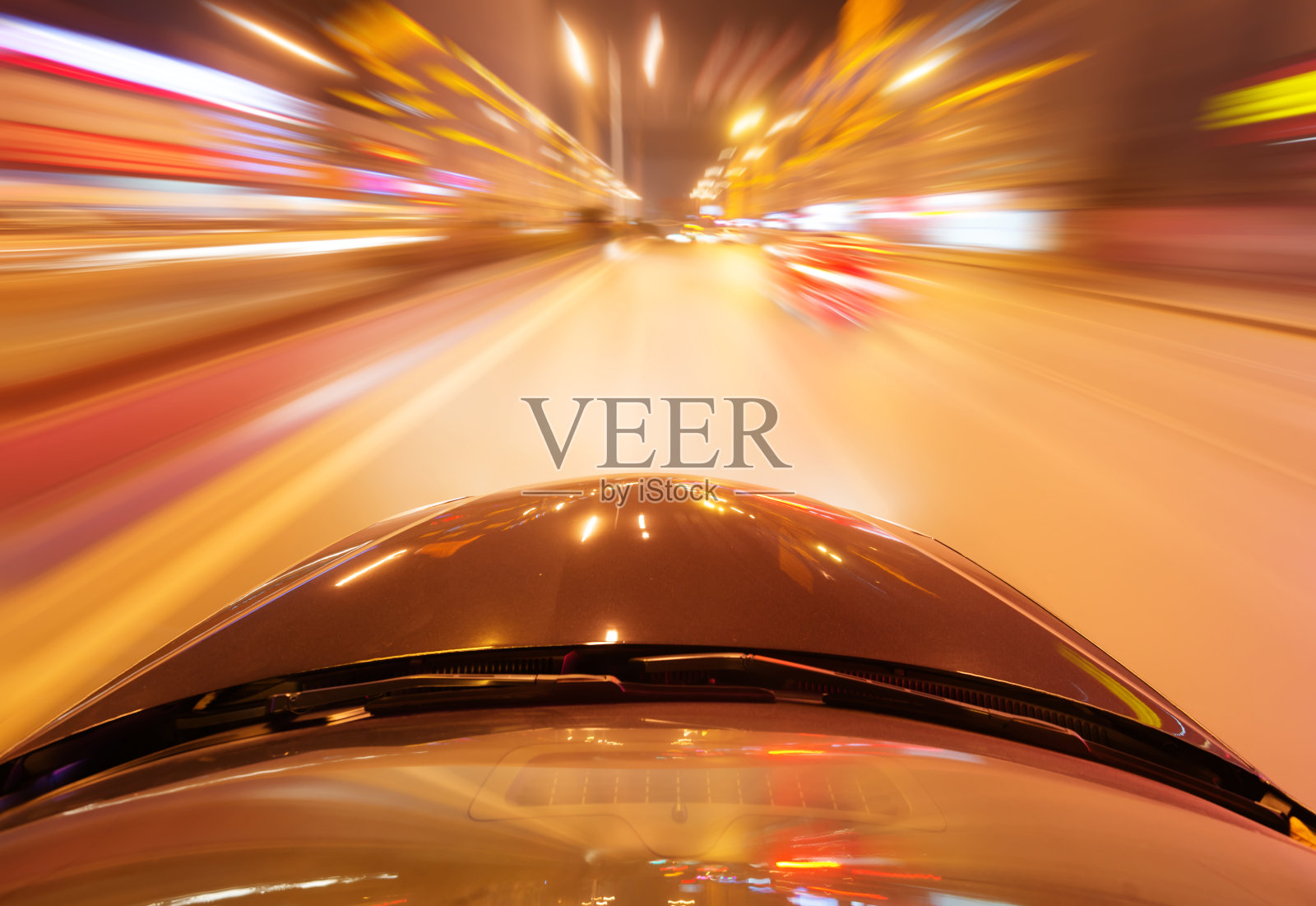 汽车在道路上的运动模糊背景照片摄影图片