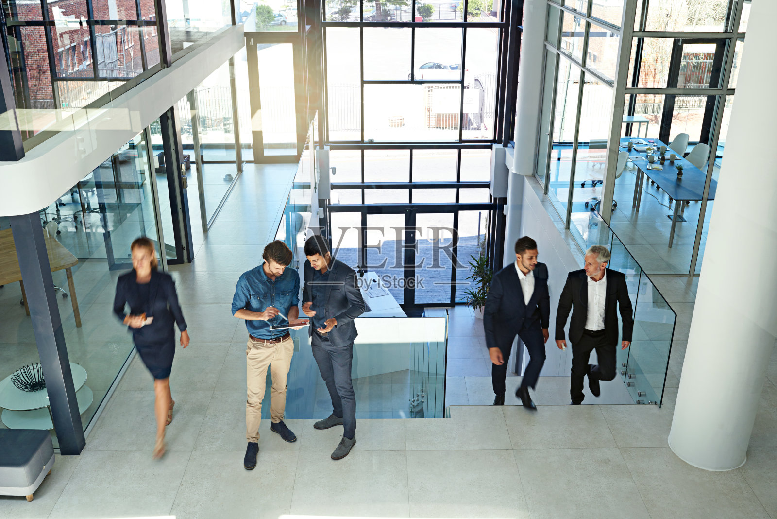 每个人在公司都有自己的位置照片摄影图片