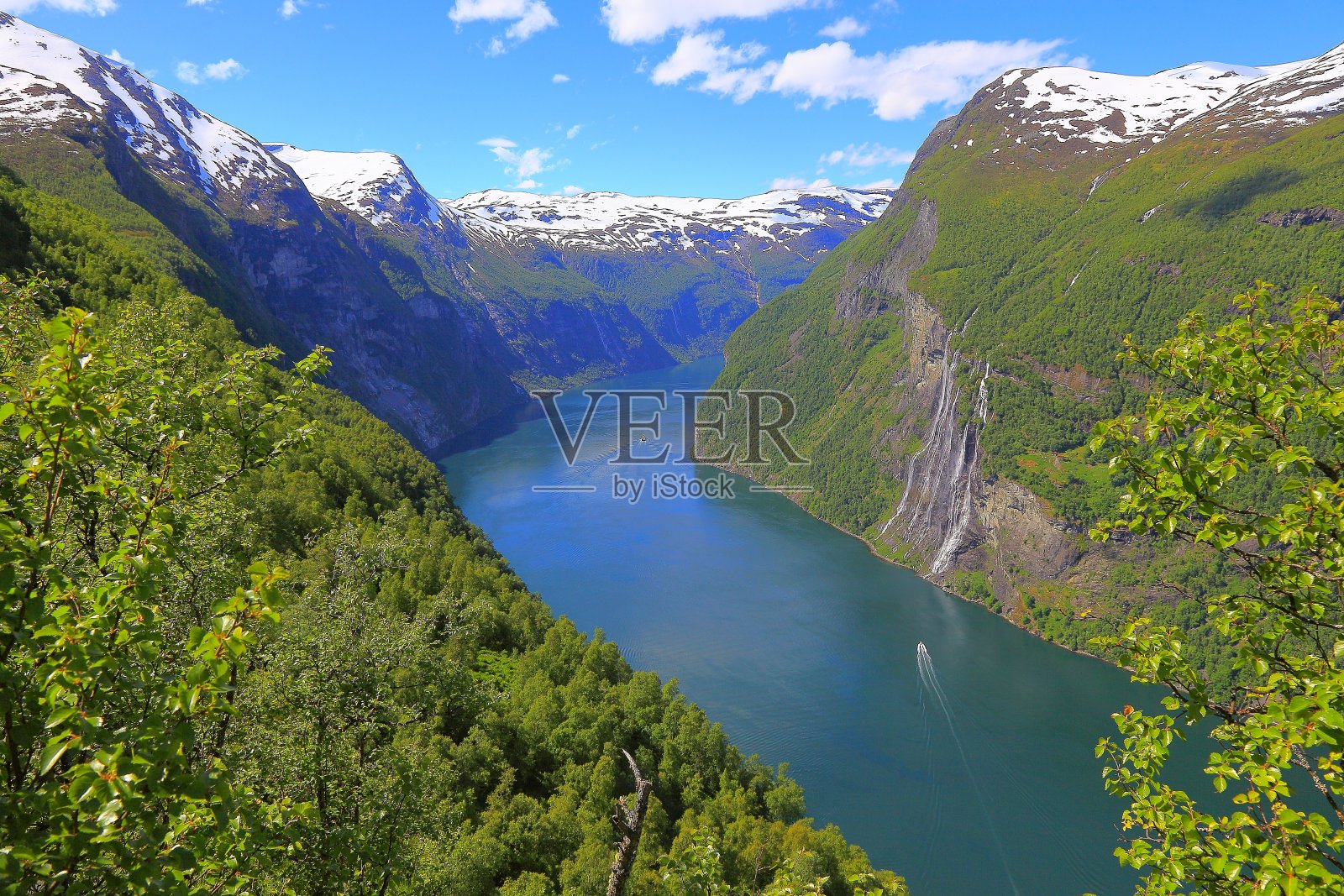 盖兰格峡湾，游轮，七姐妹瀑布-挪威，斯堪的纳维亚照片摄影图片