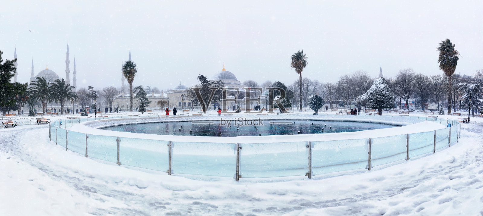 土耳其伊斯坦布尔的蓝色清真寺照片摄影图片