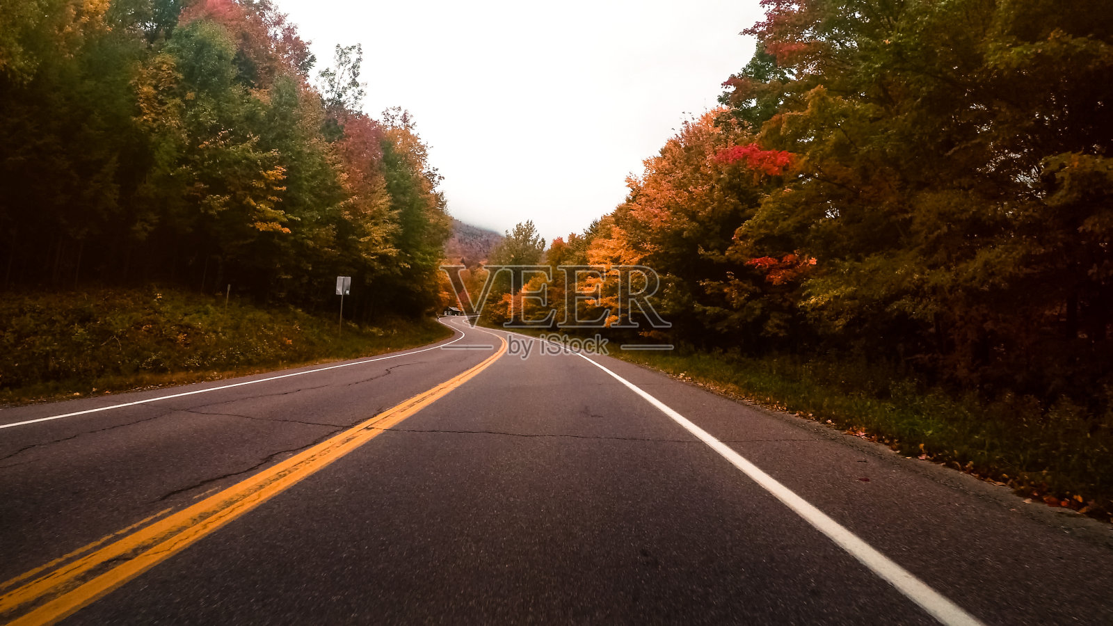 在新英格兰的路上照片摄影图片