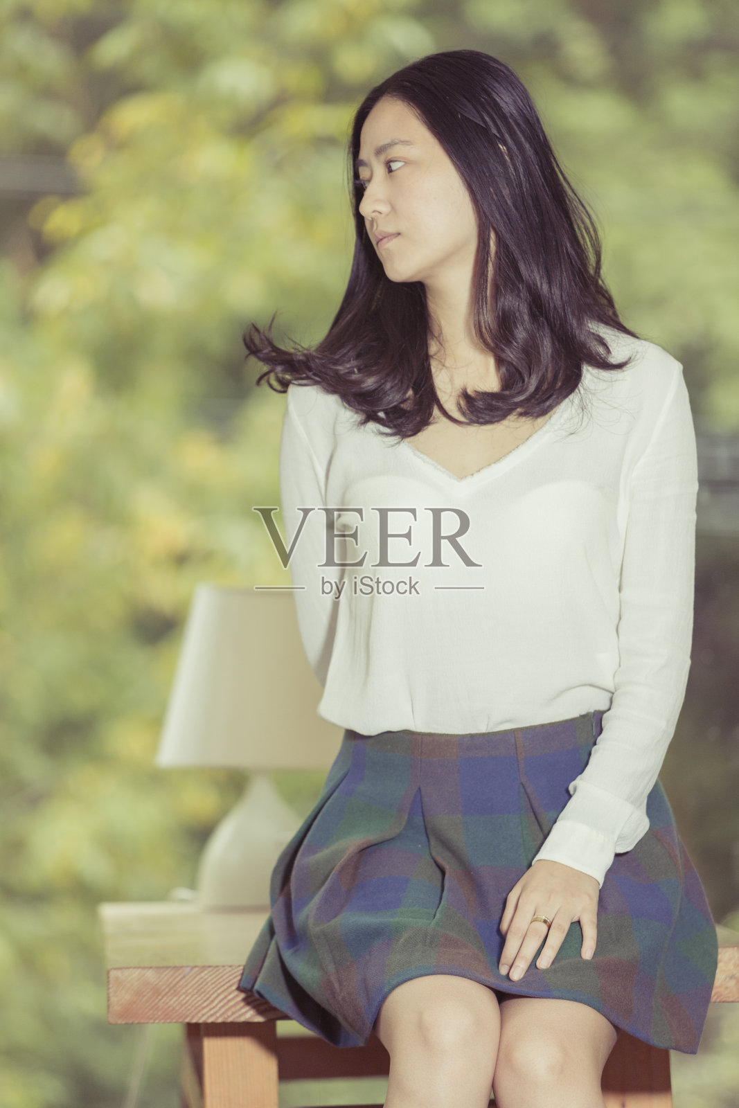 亚洲年轻女性照片摄影图片