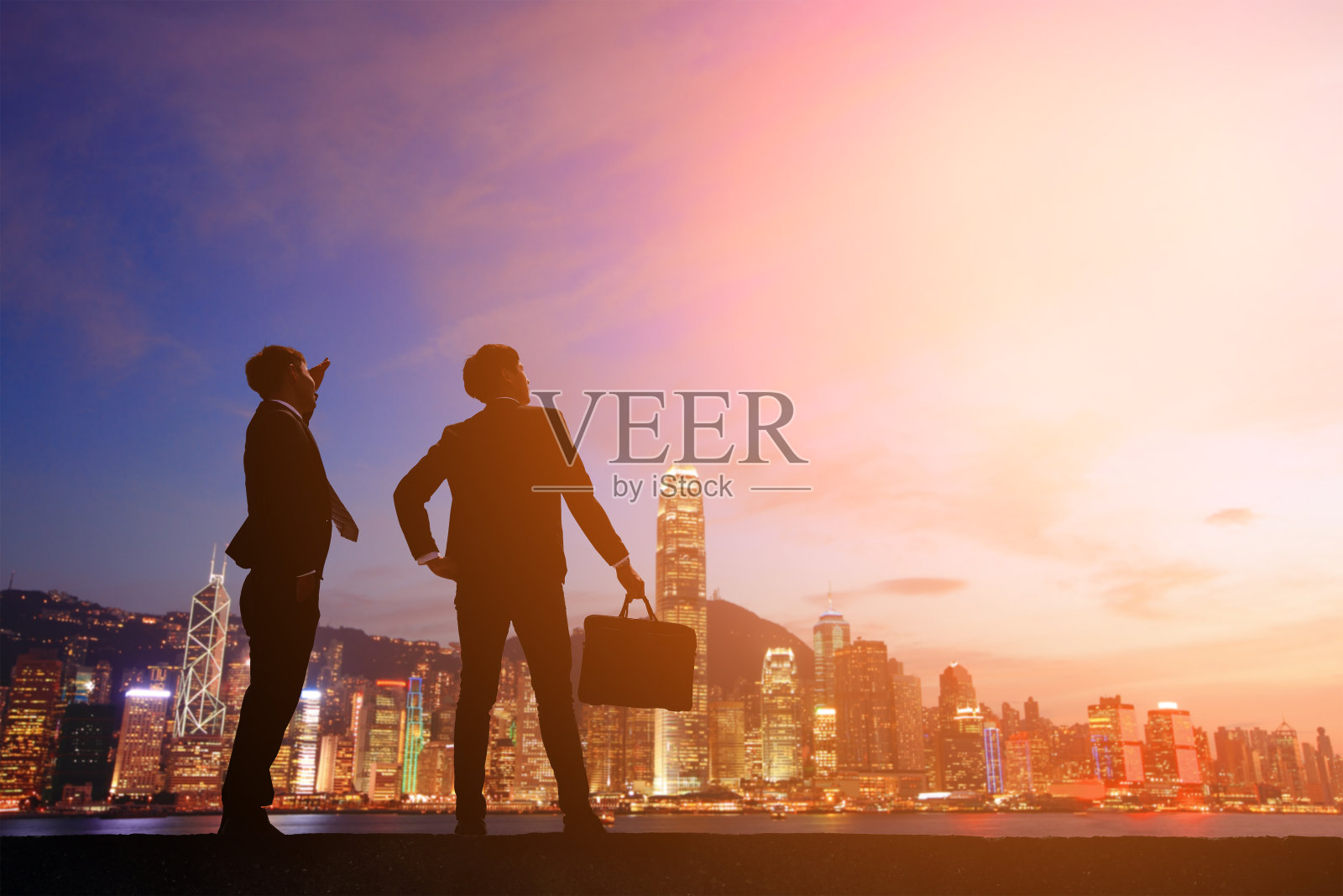 商人看起来像城市照片摄影图片