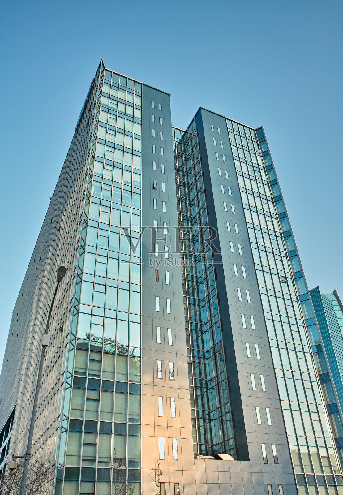 现代办公大楼照片摄影图片