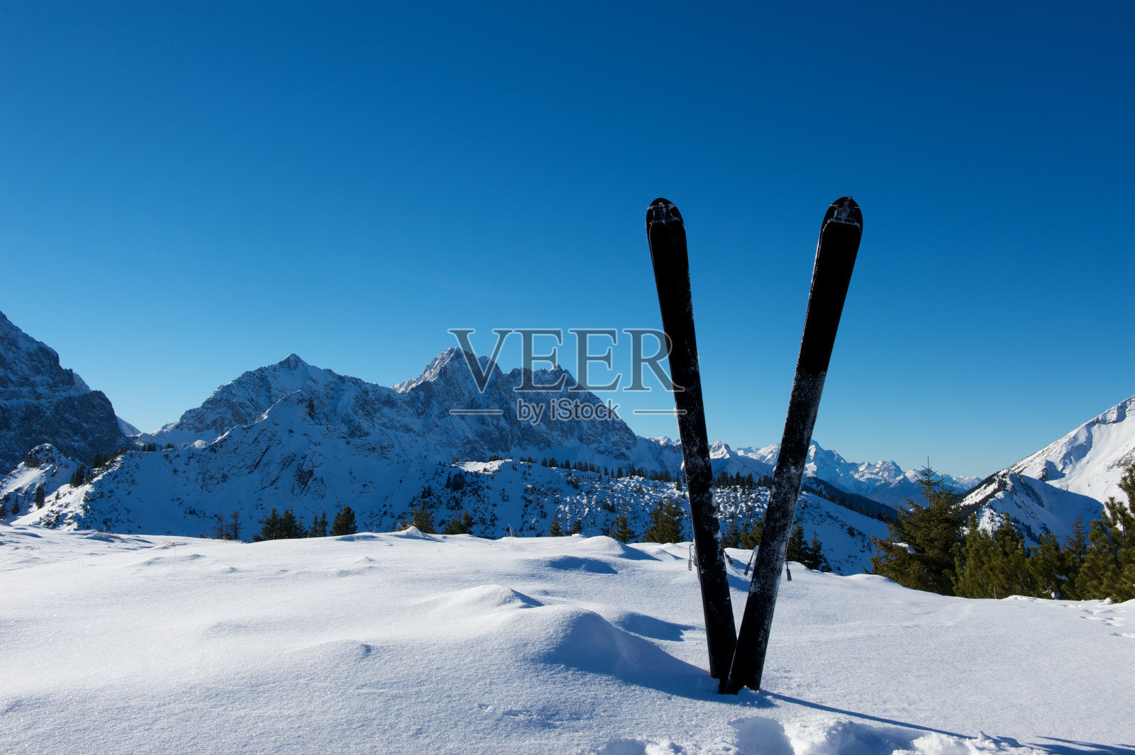 野外滑雪照片摄影图片