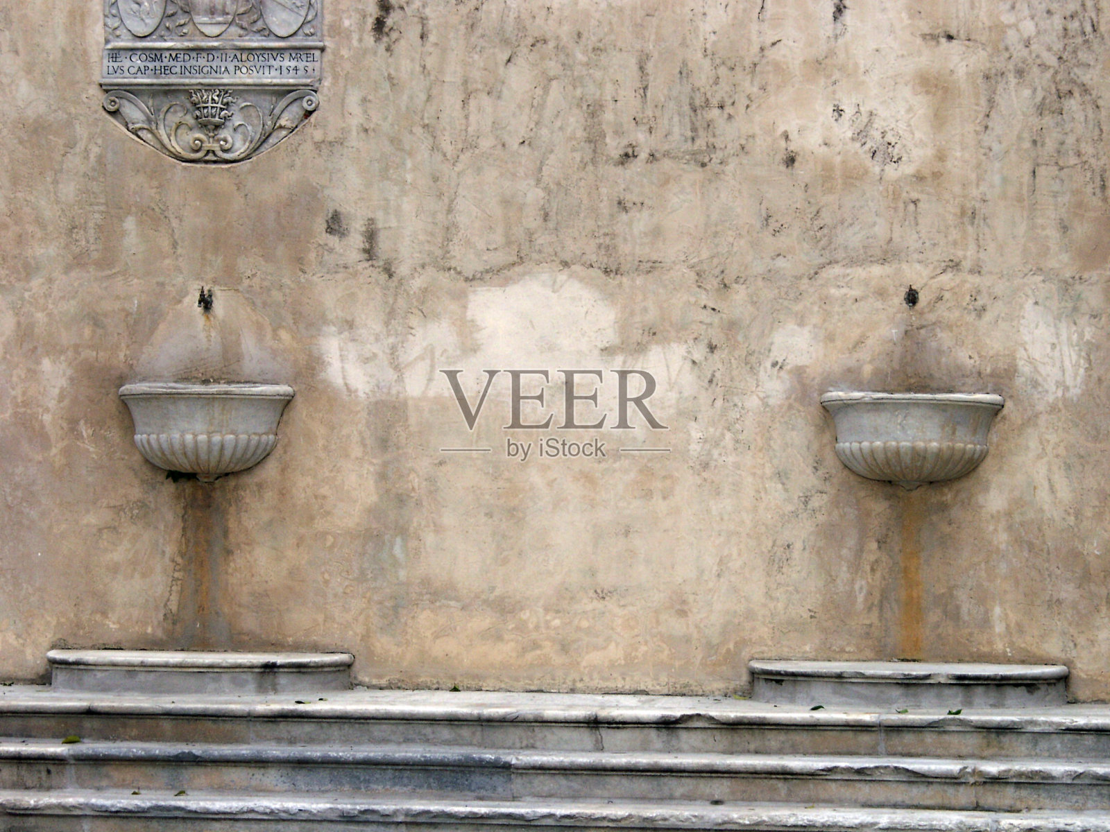 意大利饮用喷泉。照片摄影图片