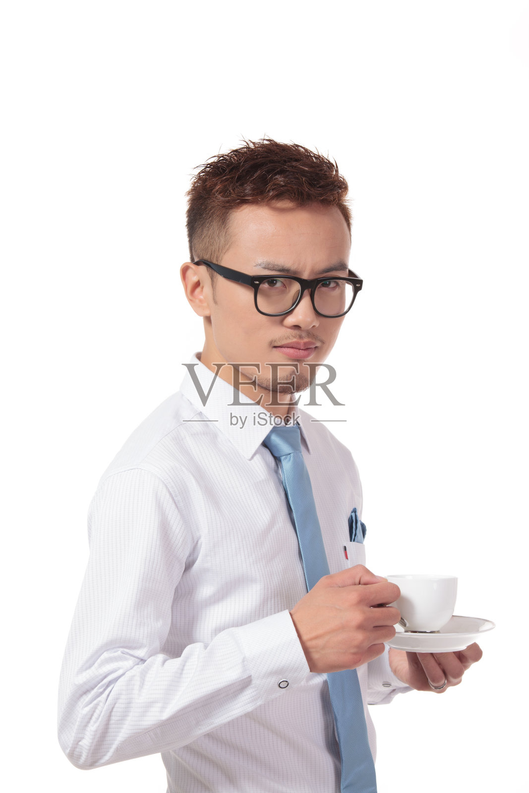 笑容可掬的商人拿着咖啡照片摄影图片