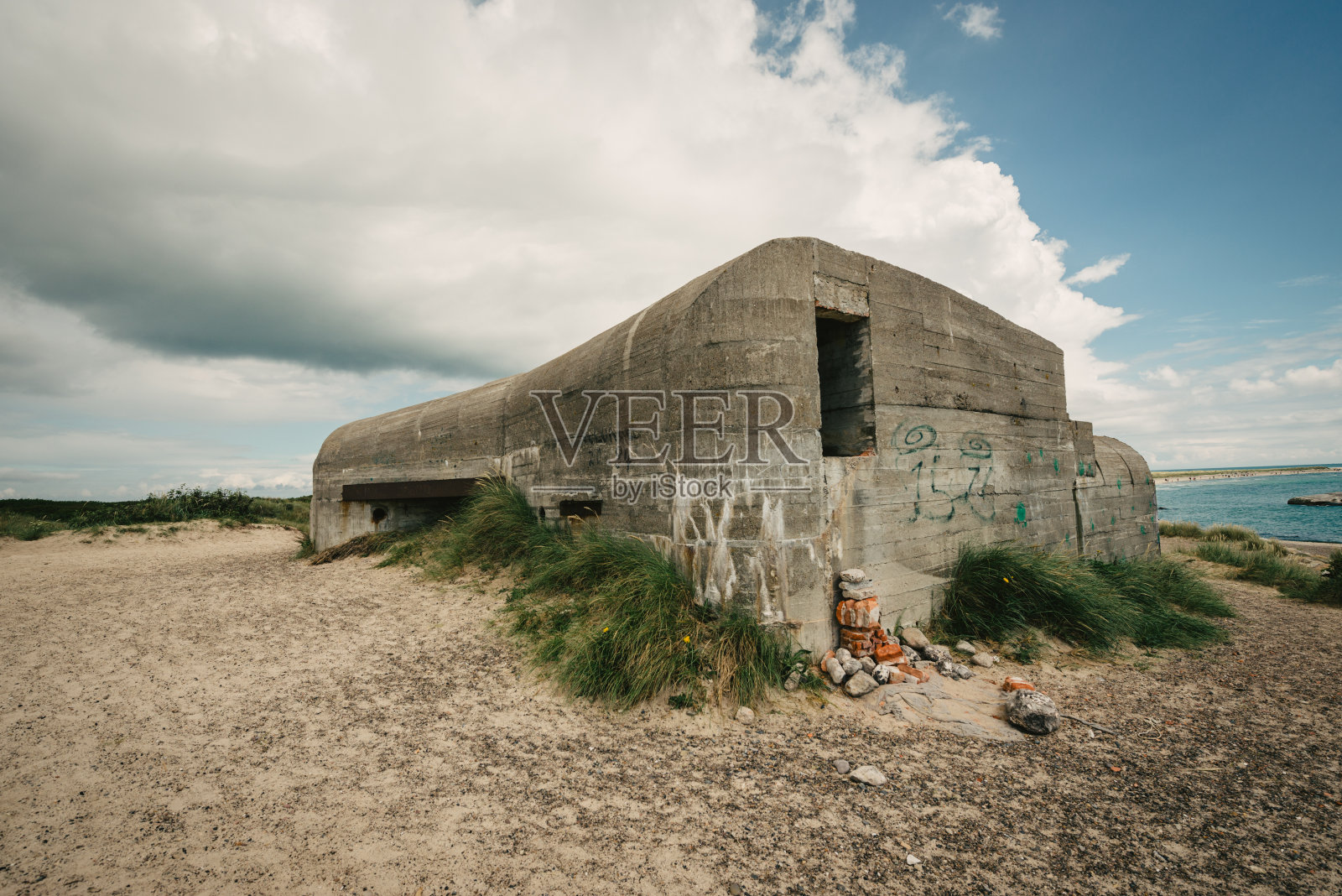 旧煤仓废墟照片摄影图片