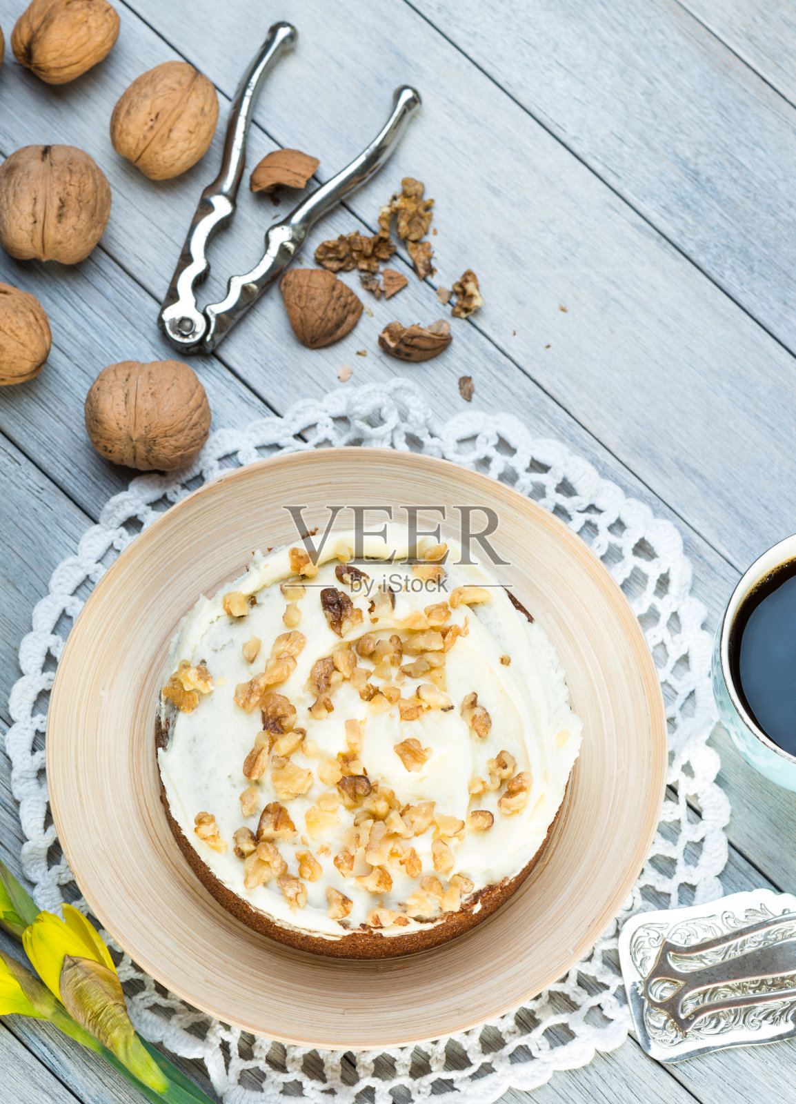 胡萝卜核桃蛋糕照片摄影图片