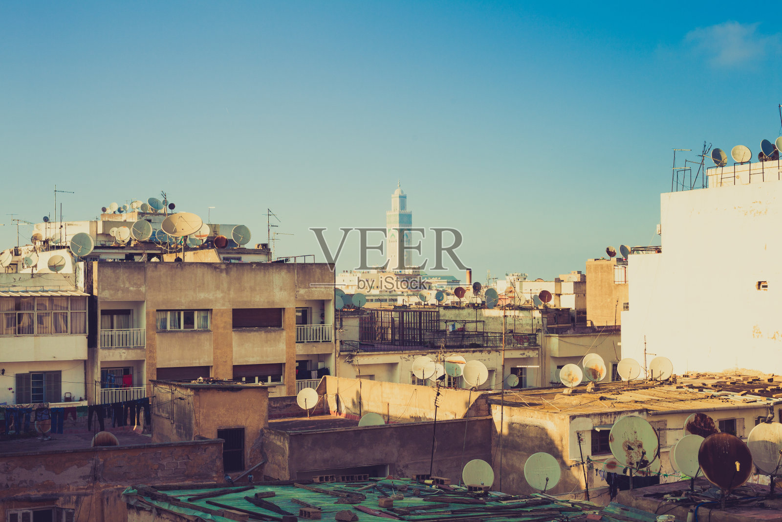 卡萨布兰卡城市景观和清真寺哈桑二世，摩洛哥照片摄影图片