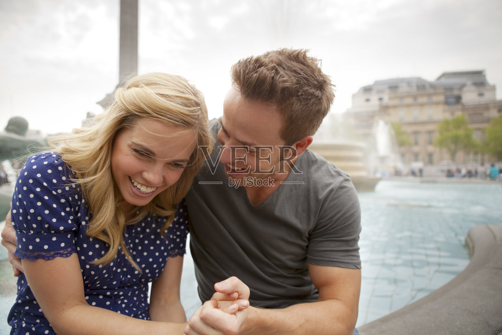 有吸引力的夫妇照片摄影图片