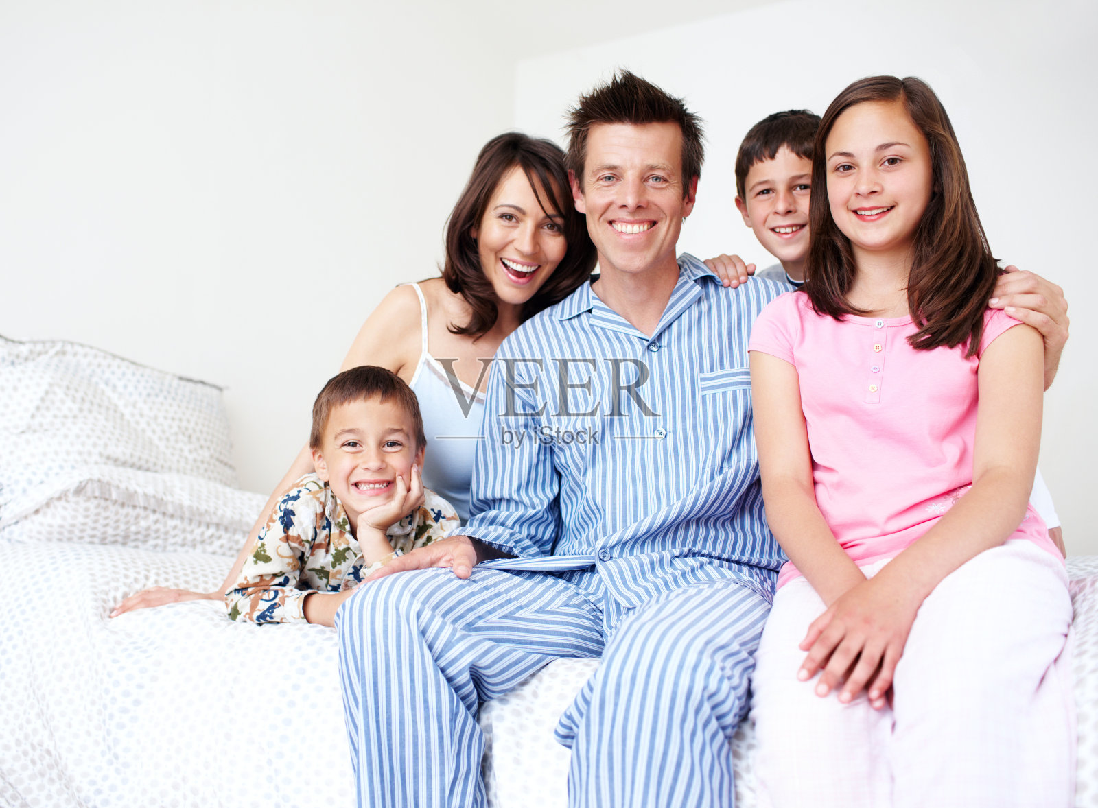 家庭纽带——分享故事照片摄影图片