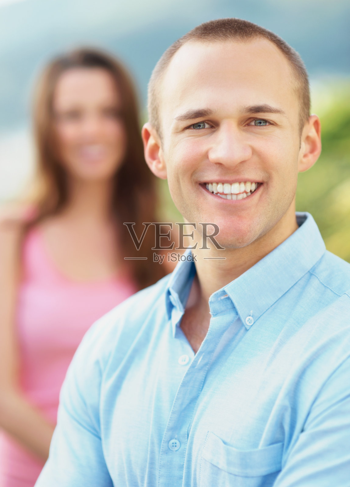 迷人的年轻人照片摄影图片