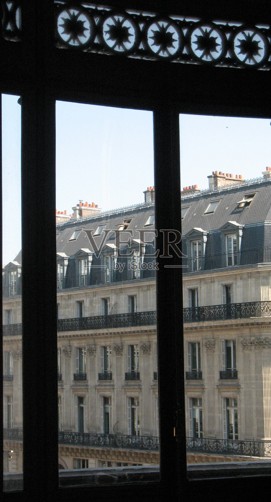 窗外的巴黎照片摄影图片
