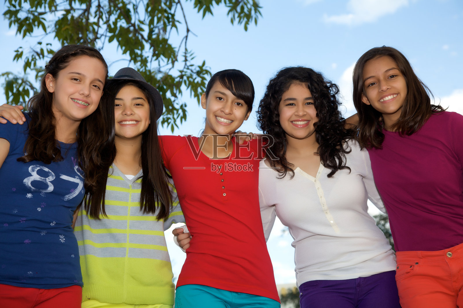 青少年接受照片摄影图片