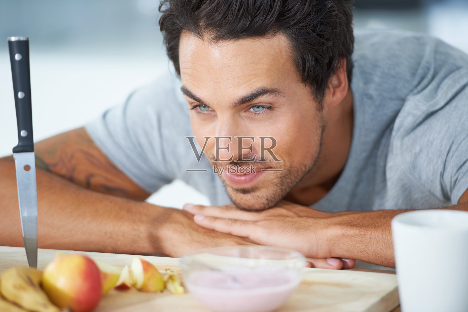 期待未来美好的一天!照片摄影图片