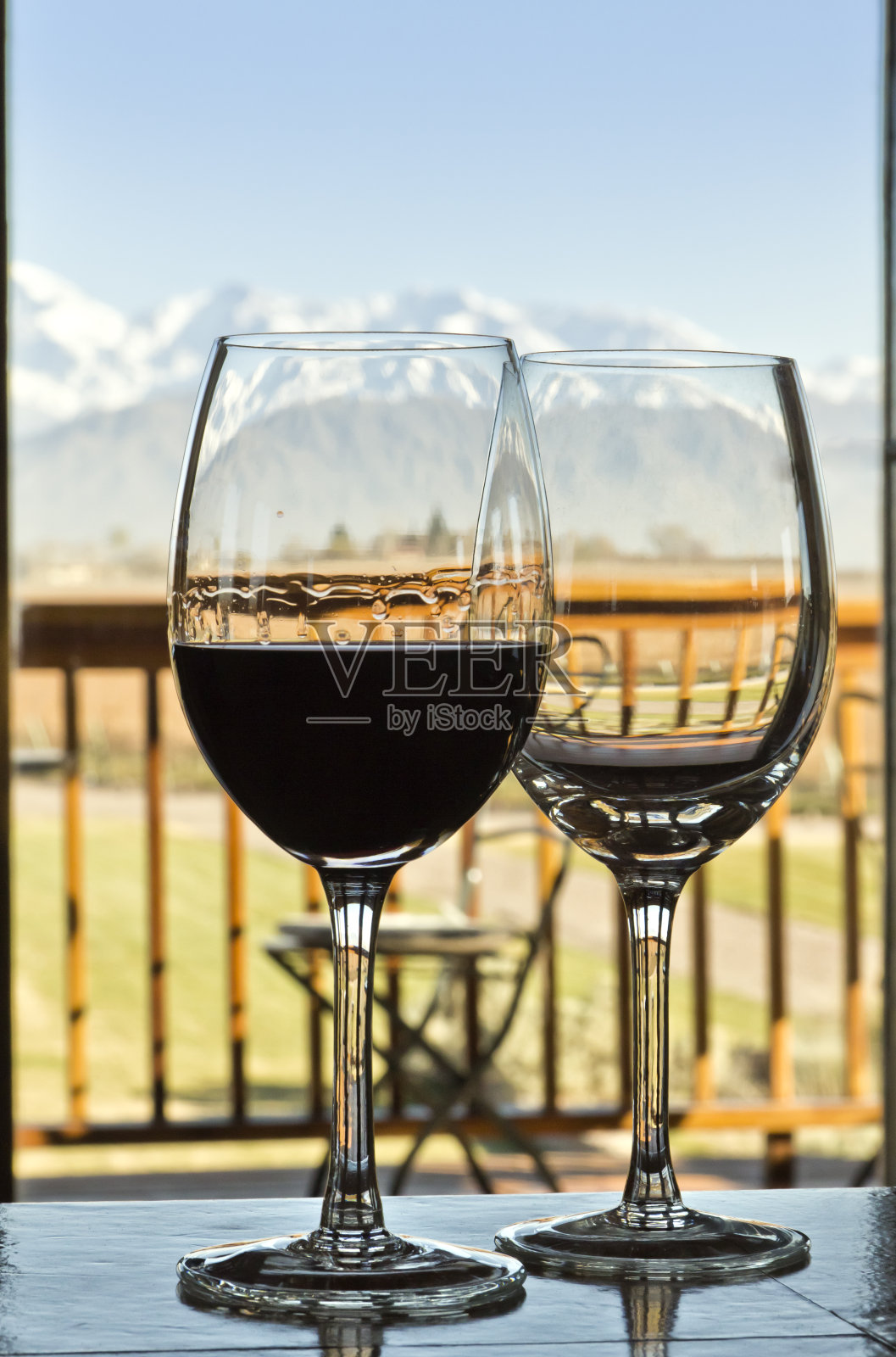 几杯红酒照片摄影图片