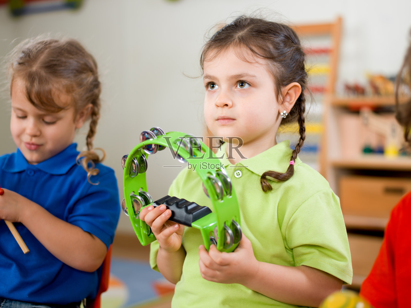 学龄前儿童照片摄影图片