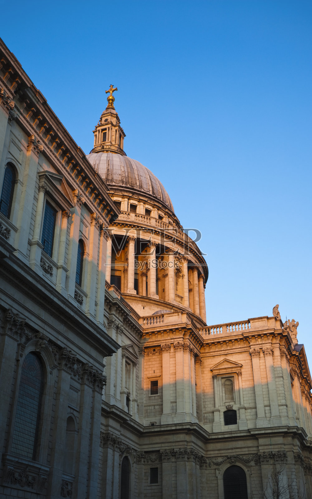 伦敦的圣保罗大教堂照片摄影图片