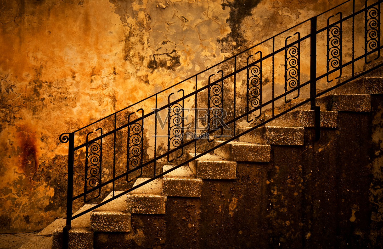 旧古董楼梯照片摄影图片